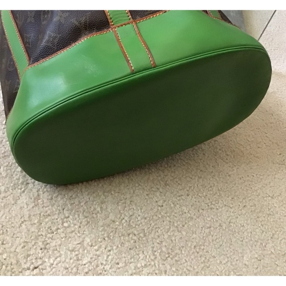 Louis Vuitton Randonee GM Backpack - Picture 15 of 16